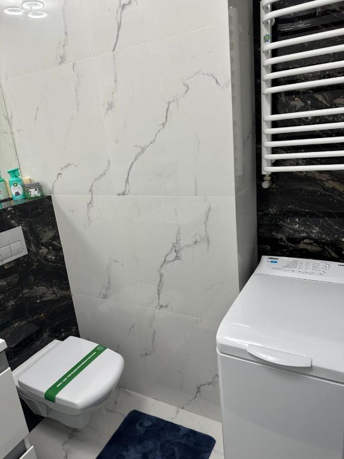 Новобудова Сам Центр Вул Шевченка 60 Оперний 10Хв Appartement Lviv Buitenkant foto