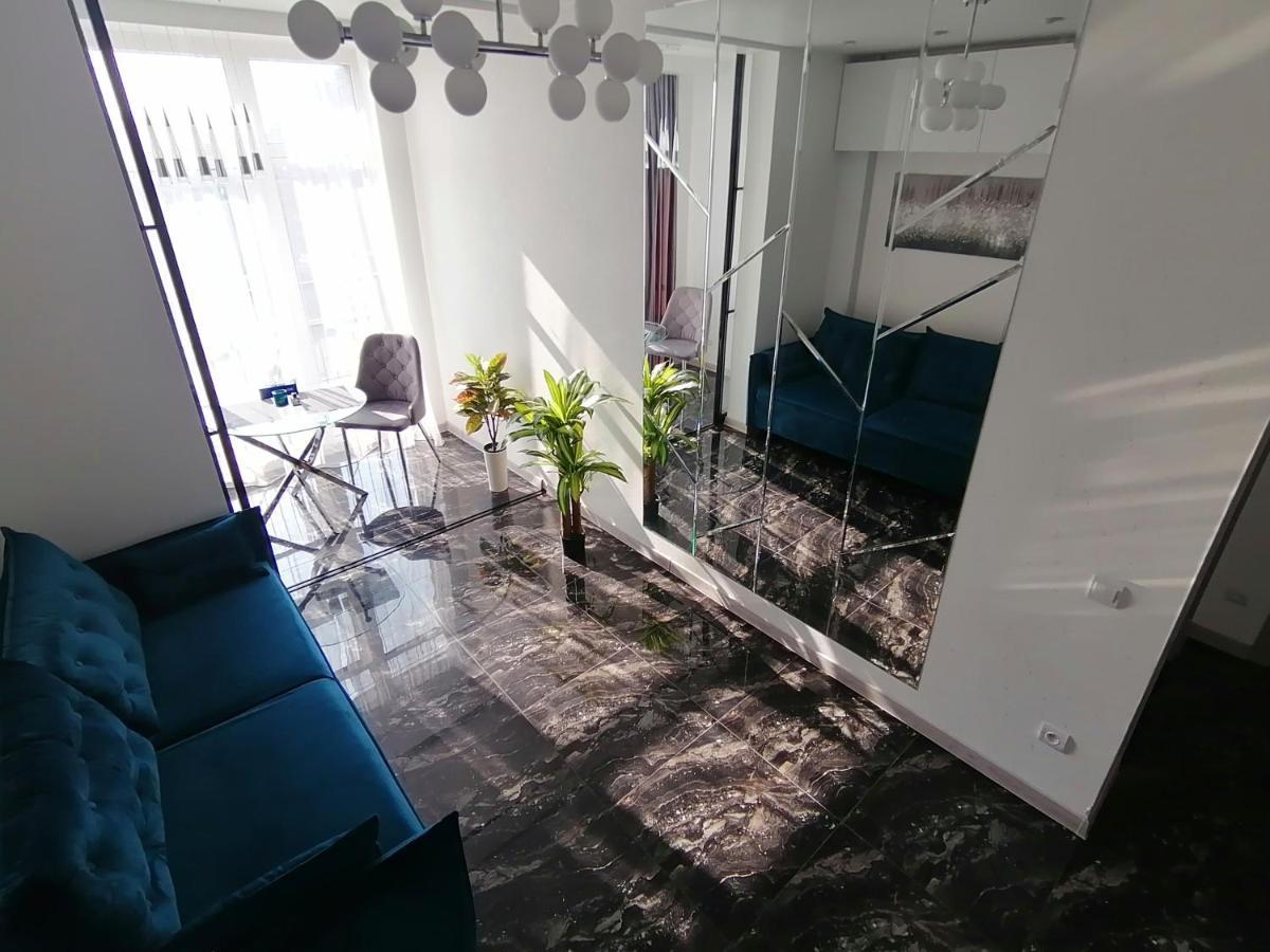 Новобудова Сам Центр Вул Шевченка 60 Оперний 10Хв Appartement Lviv Buitenkant foto